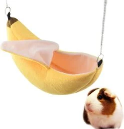 Consumerce® Premium Pluche Hamster Hangmat Banaan Geel | Geschikt Voor In De Hamsterkooi | Hamster Speelgoed | Huisje | Kooi | Knuffel | Hangmat | Knaagdier | Knaagdieren | Knaagdierkooi | Knaagdierhuis | Rat | Rattenkooi | Hamster Bed
