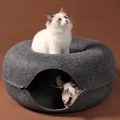 Merkloos A.K.A. Kattentunnel En Kattenmand In-1 – Kattenspeelgoed Speeltunnel Kattenhuis – Kattenhol Rond Kattenspeeltjes - Cat Cave Donut - Antraciet Vilt 13 Merkloos A.K.A. Kattentunnel En Kattenmand In-1 – Kattenspeelgoed Speeltunnel Kattenhuis – Kattenhol Rond Kattenspeeltjes - Cat Cave Donut - Antraciet Vilt -Kattenbenodigdheden 1200x1195 13