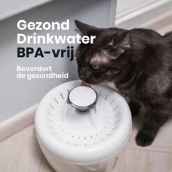 TrevoPet® Drinkfontein Kat - Waterfontein Kat - Kattenfontein - Fluisterstil - Drinkfontein - Drinkbak Kat - 2.5 Liter - Inclusief Filter - Wit 14 TrevoPet® Drinkfontein Kat - Waterfontein Kat - Kattenfontein - Fluisterstil - Drinkfontein - Drinkbak Kat - 2.5 Liter - Inclusief Filter - Wit -Kattenbenodigdheden 1200x1200 296