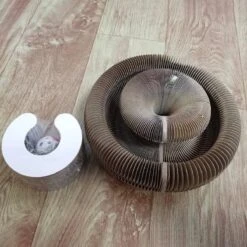 Magic Organ Cat Scratching Board Speelgoed |Magic Krab Karton Krabmat Voor Katten Design Krabkarton Voor Katten 2in 1 Met Speelgoed Balletje- Kattenspeeltjes - Alternatief Voor De Katten Krabpaal - Kattenspeelgoed -TikTok - TikTok Made Me Buy It 15 Magic Organ Cat Scratching Board Speelgoed |Magic Krab Karton Krabmat Voor Katten Design Krabkarton Voor Katten 2in 1 Met Speelgoed Balletje- Kattenspeeltjes - Alternatief Voor De Katten Krabpaal - Kattenspeelgoed -TikTok - TikTok Made Me Buy It -Kattenbenodigdheden 1200x1200 957