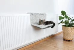 Trixie Radiator Hangmat Harvey Langhaar Pluche / Velours Wit Zwart - 45X31X26 CM -Kattenbenodigdheden 1200x800 52