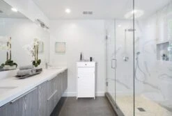 WONDERMAKE® Grote Kattenkast Houten Voor Kattenbak Kattentoilet, XL-kattenbak Dressoir Kastje Met Schuiflade, Designer Kattenhuis Met Kattenhol Kattenbakkast, Kasten Kast Voor Katten Binnen Hoog, 51 X 46 X 96 Cm, Wit -Kattenbenodigdheden 1200x809